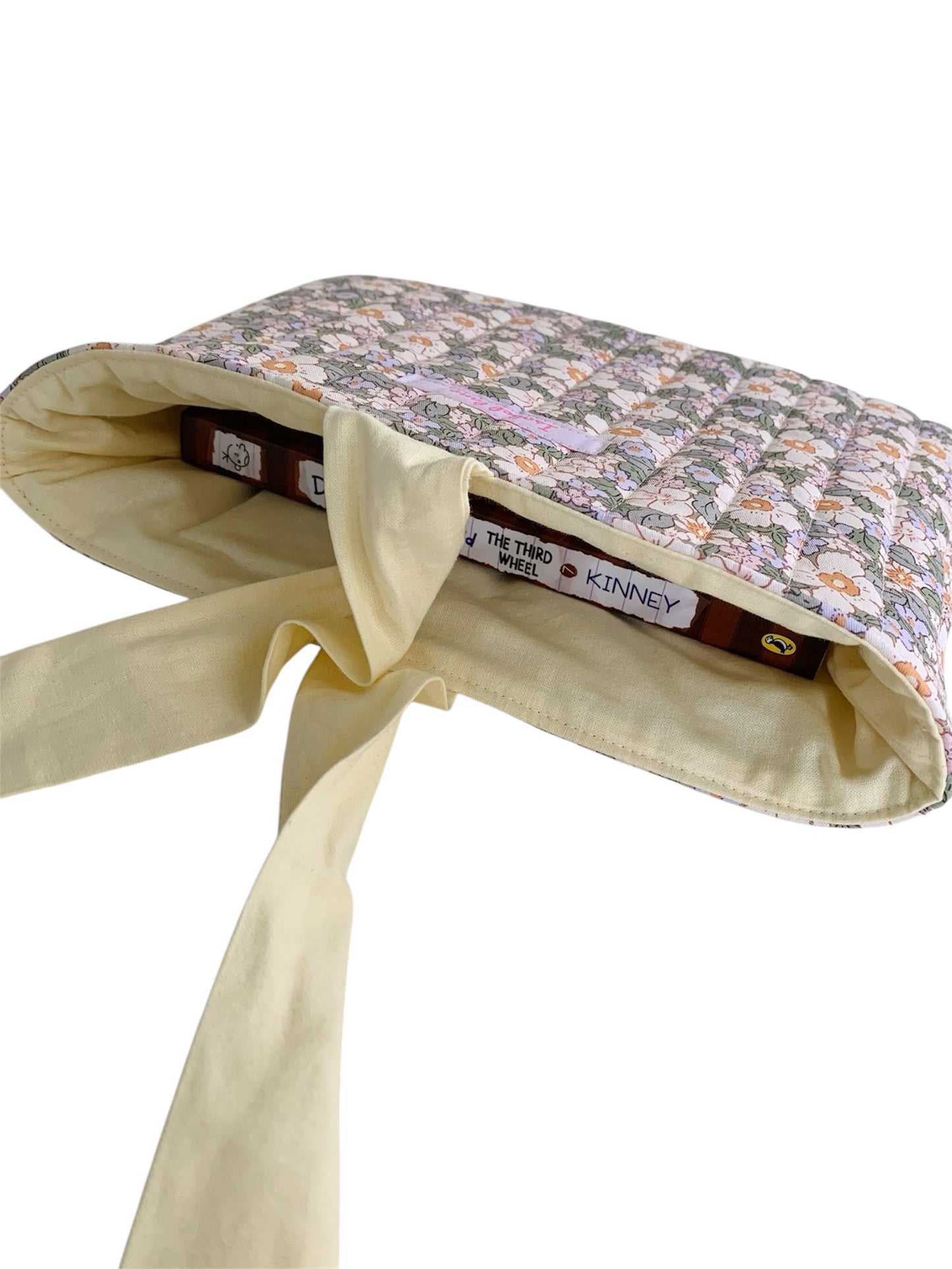 Floral Blossom Cream Quilted Book Sleeve