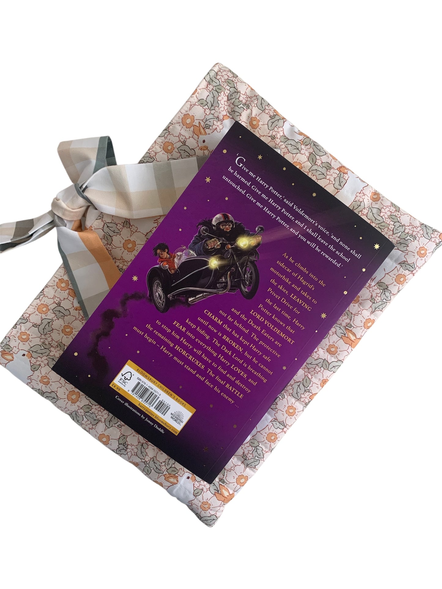 Rabbit Blossom Check Quilted Book Sleeve