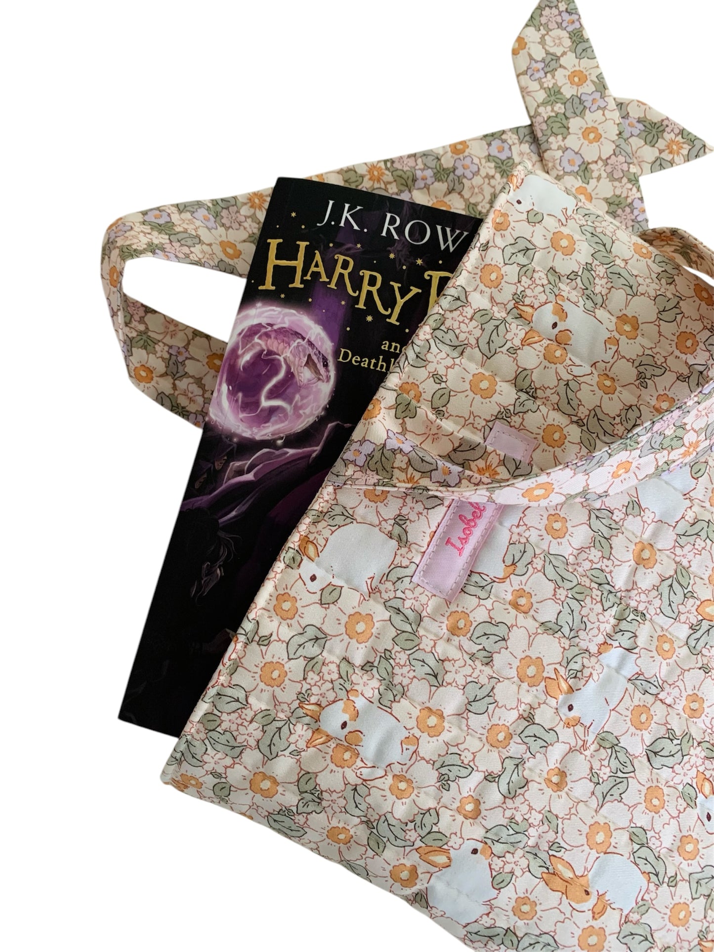 Rabbit Blossom Floral Check Quilted Book Sleeve