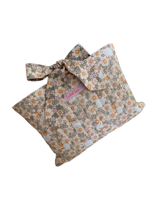 Rabbit Blossom Floral Check Quilted Book Sleeve