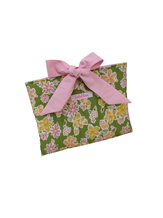 Green Floral Quilted Book Sleeve