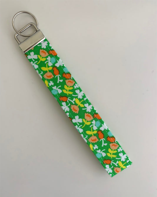 Green Floral Wristlet Key Chain