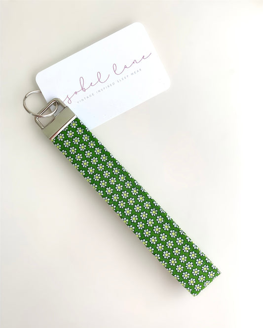 Green Small Daisy Wristlet Key Chain